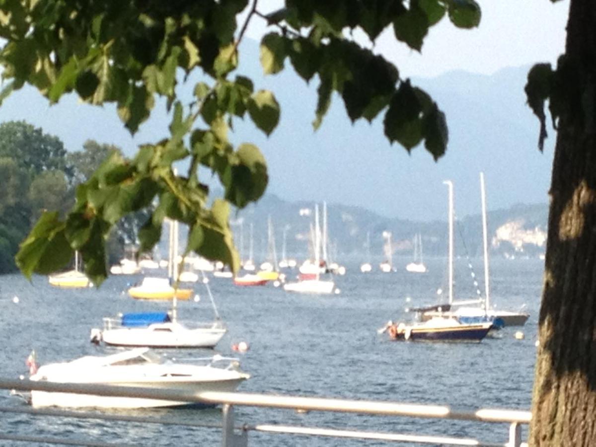 Casa Del Lago Maggiore Lesa Apartment Exterior foto